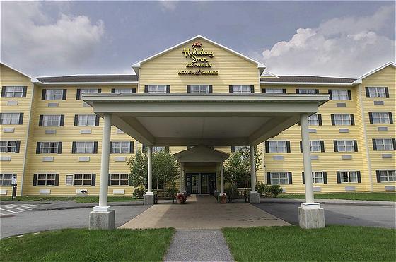 Ramada By Wyndham Saco/Old Orchard Beach Area Zewnętrze zdjęcie