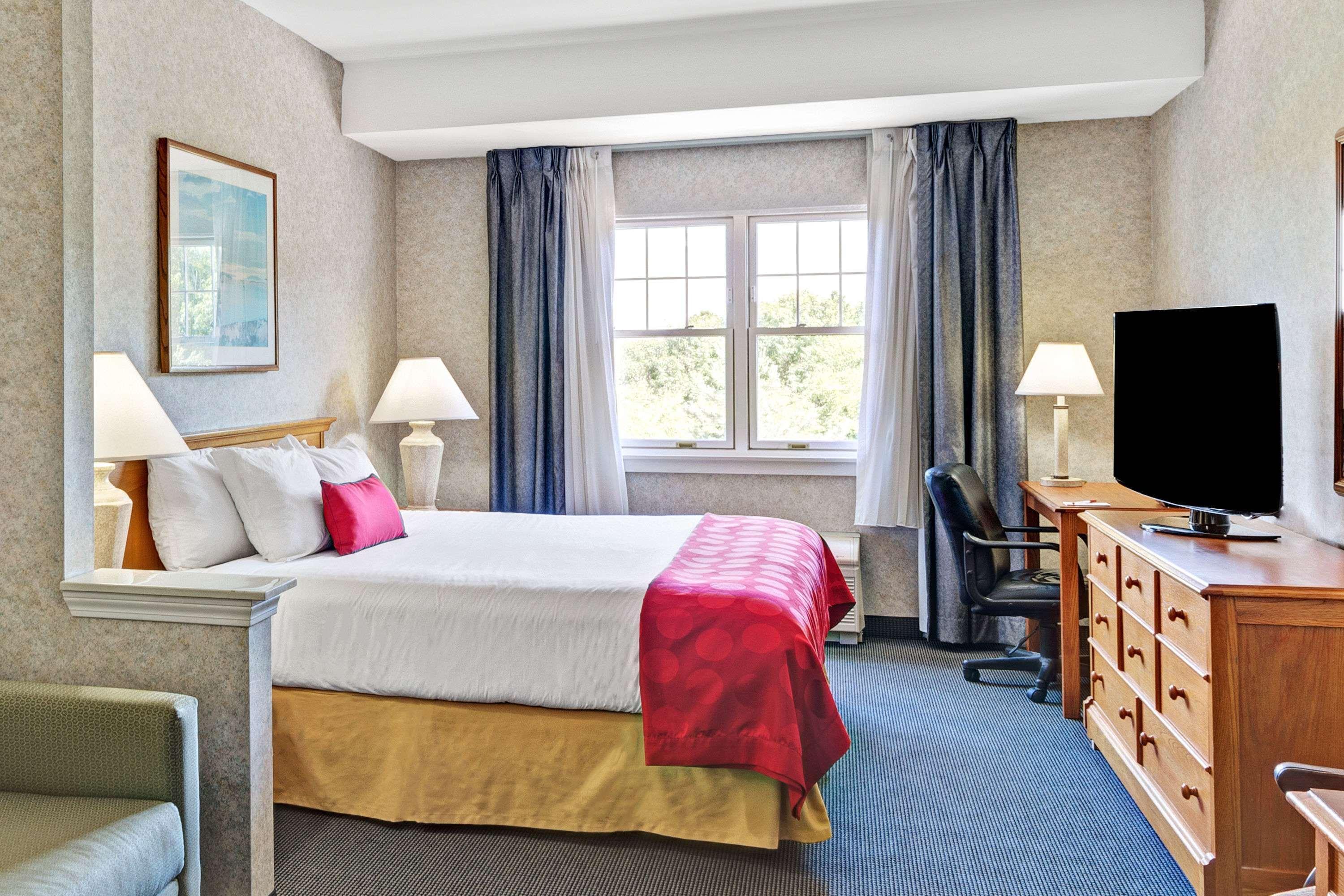 Ramada By Wyndham Saco/Old Orchard Beach Area Zewnętrze zdjęcie