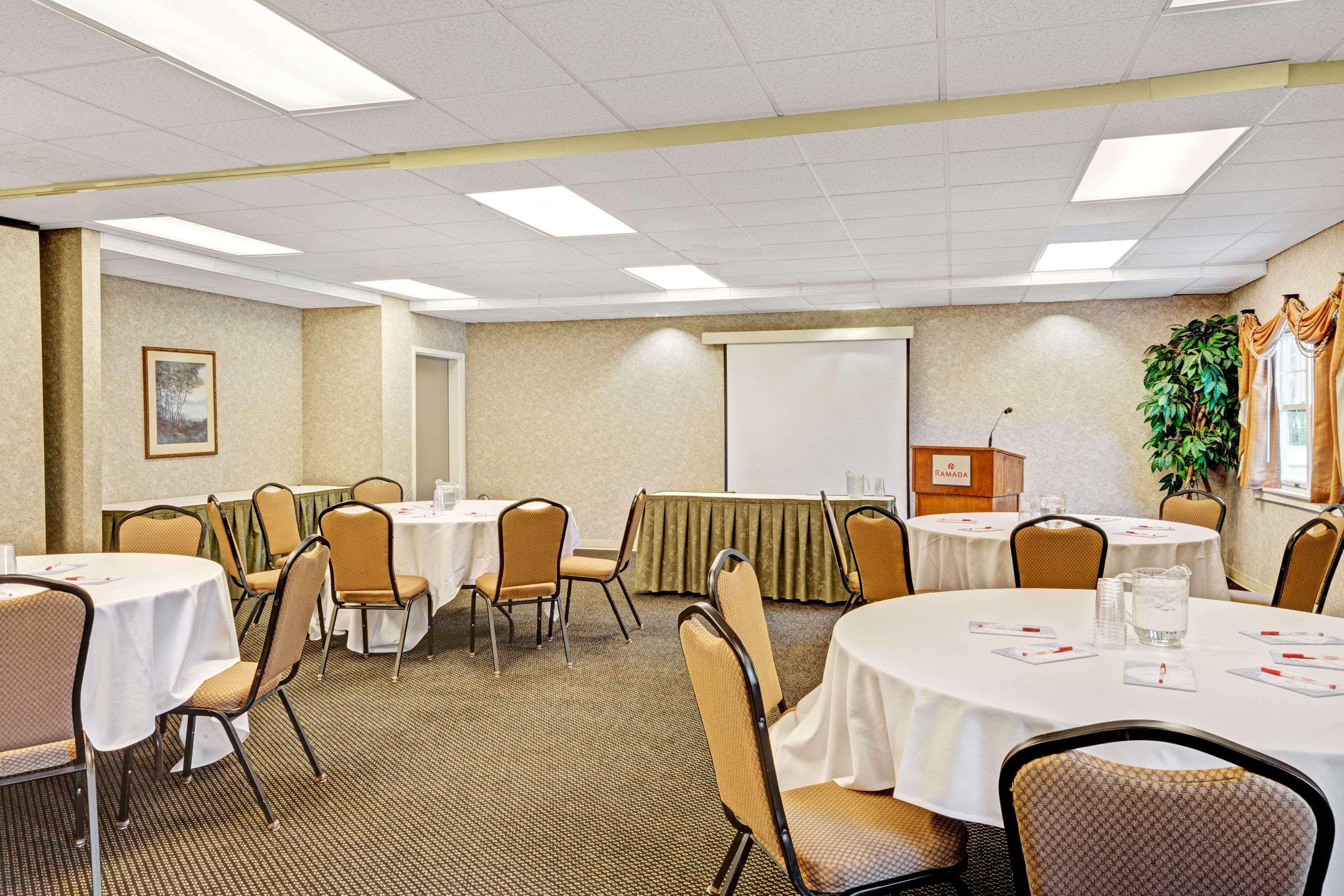 Ramada By Wyndham Saco/Old Orchard Beach Area Zewnętrze zdjęcie