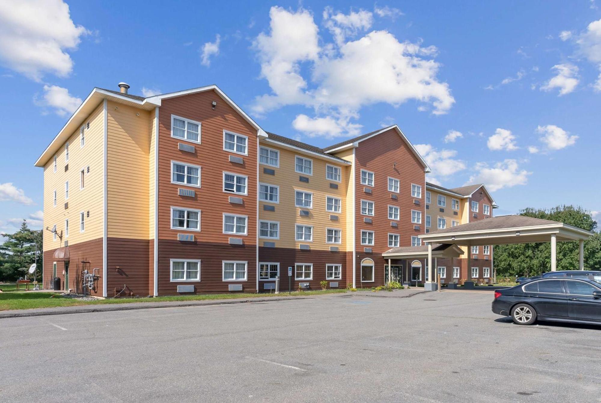 Ramada By Wyndham Saco/Old Orchard Beach Area Zewnętrze zdjęcie